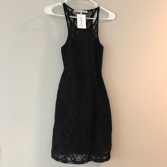 BNWT lovers & friends body con lace dress ❤️ - Picture 3 of 5